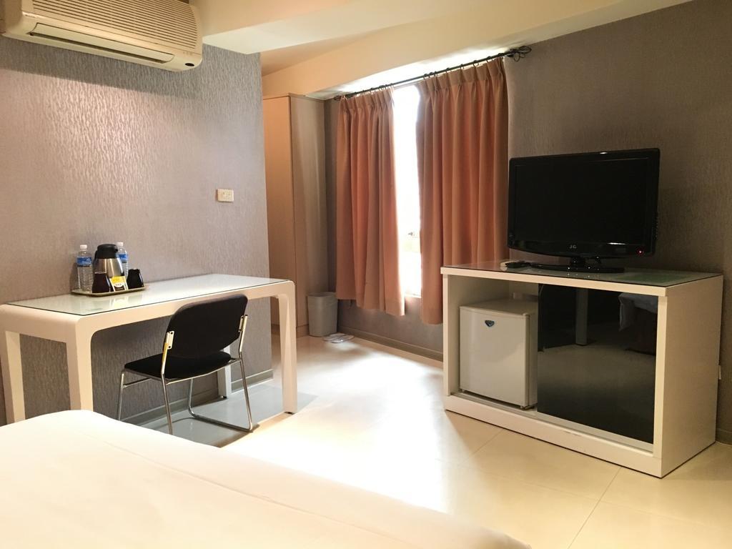 Daylight Hotel Zhonghe  Exterior photo
